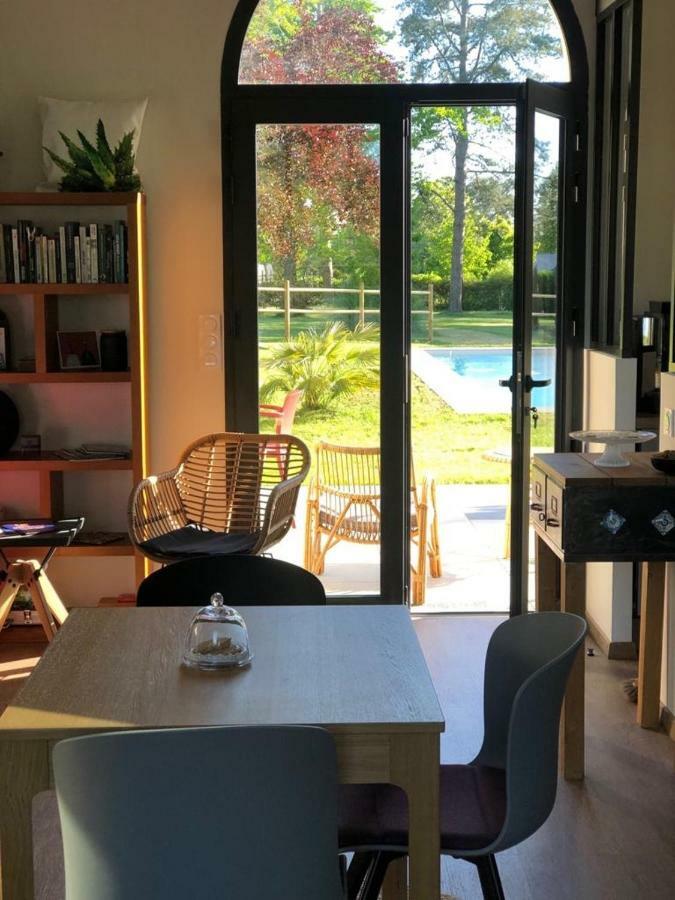 L Esprit Du Clain Chambres D Hotes Bandb De Standing Proches Du Futuroscope Golf Et Lac De St Cyr Naintre ภายนอก รูปภาพ